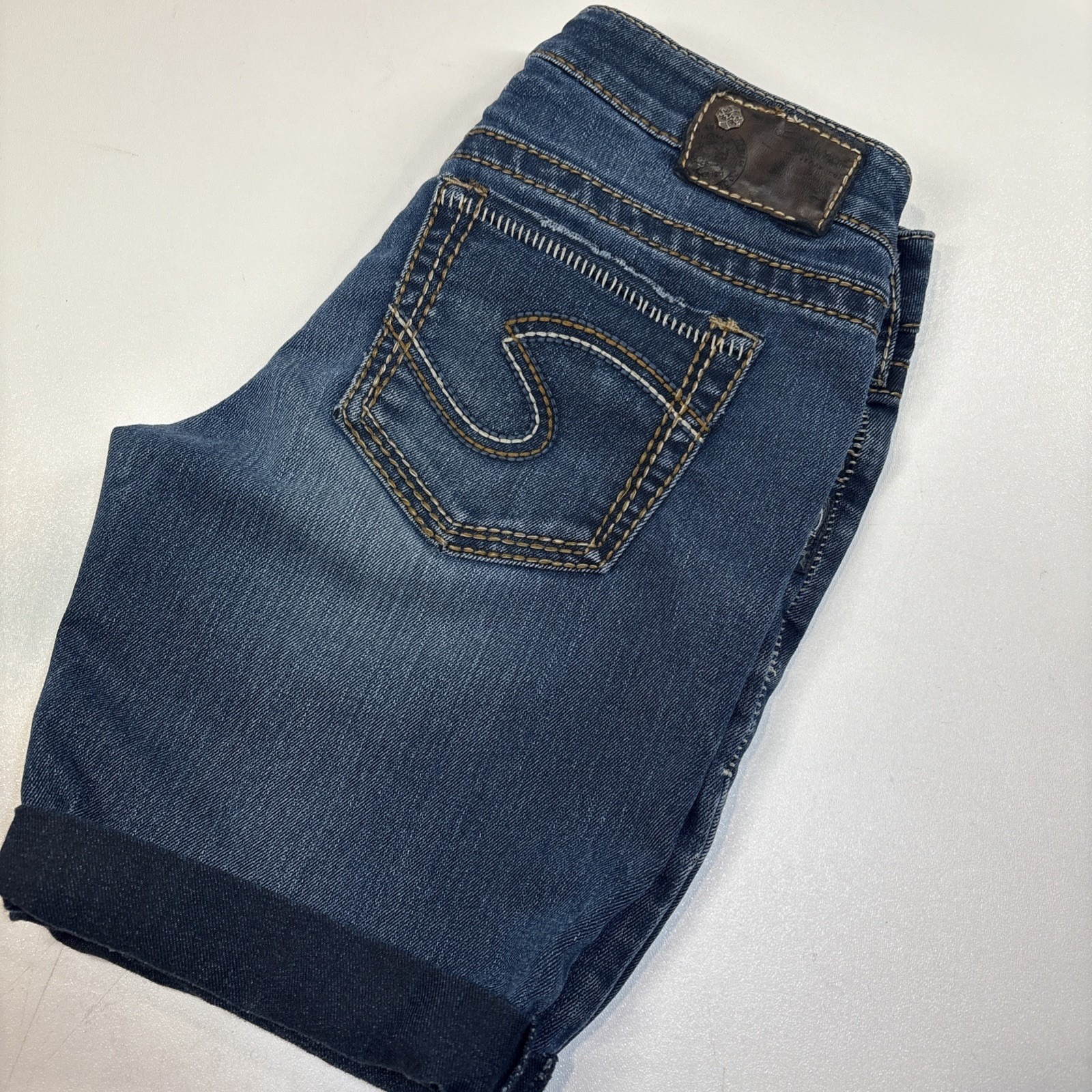 Silver Jeans Aiko Womens Shorts 27x8in Blue Denim Stretch Mid Rise Cuffed